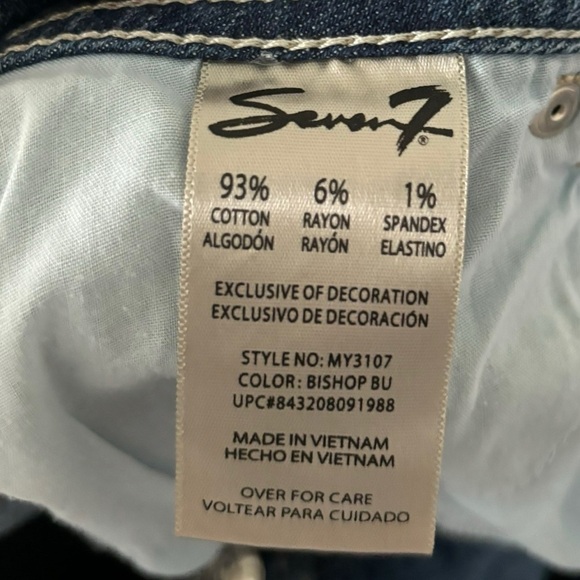 Seven 7 Distressed Denim Bermuda Shorts Size 10 Clam Digger Stretch Mid Rise - Picture 10 of 10